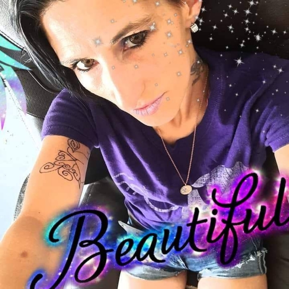 Meet your Posher, Nikki - Picture 6 of 8